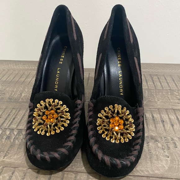 🔥🔥🔥 Chinese Laundry Pumps - Picture 2 of 4